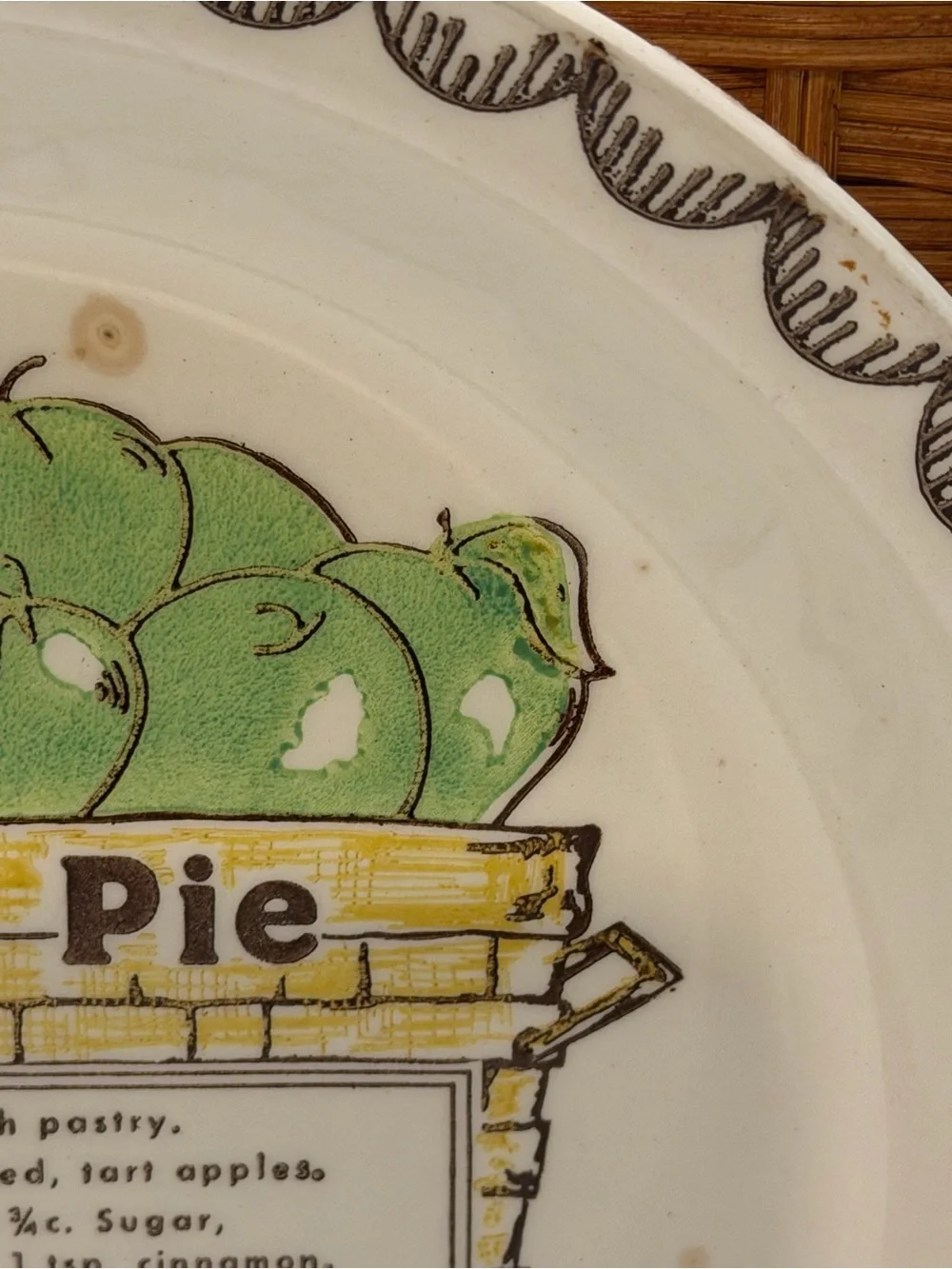 Vtg 1980s Apple Pie Recipe Plate Retro FarmhouseGreen Apple Ceramic Baking Dish